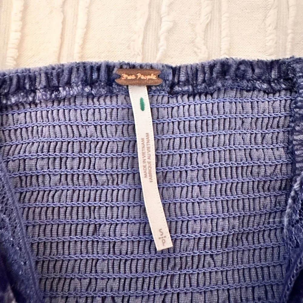 Free People Yours Truly Velvet Top Sz. Small - Picture 6 of 6